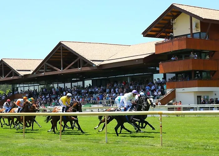 Express - Arcachon - La Teste, An Ihg 3* La Teste-de-Buch