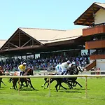 Express - Arcachon - La Teste, An Ihg 3* לה-טסט-דה-בוש