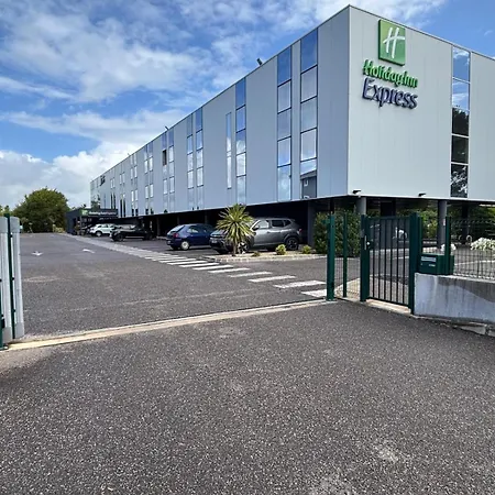 Hotel Express - Arcachon - La Teste, An Ihg 3*