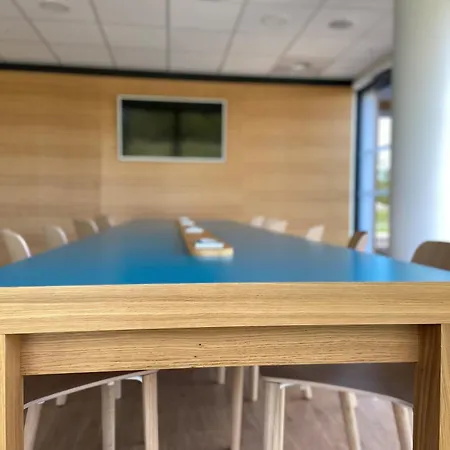 Express - Arcachon - La Teste, An Ihg La Teste-de-Buch